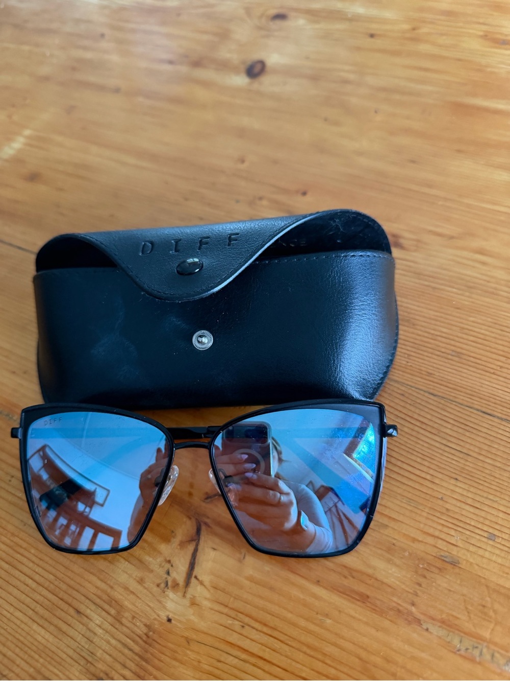 DIFF Becky Black Blue Mirrored Oversized Sunglasses